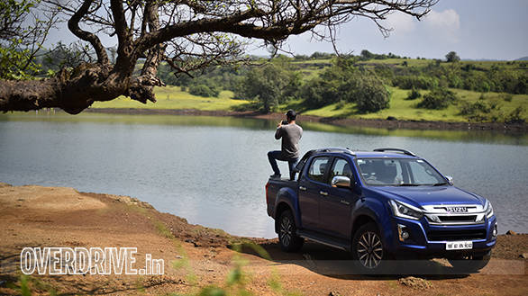 2019 Isuzu D-Max V-Cross road test review